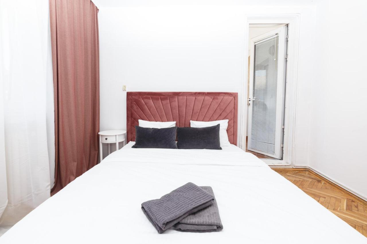부쿠레슈티 Color Ap Calea Victoriei 12C 아파트 외부 사진